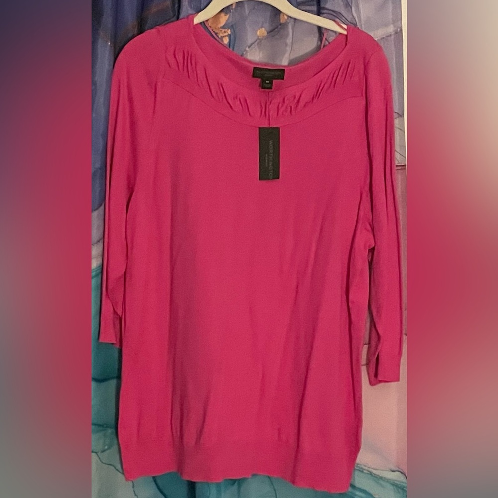 Lightweight sweater